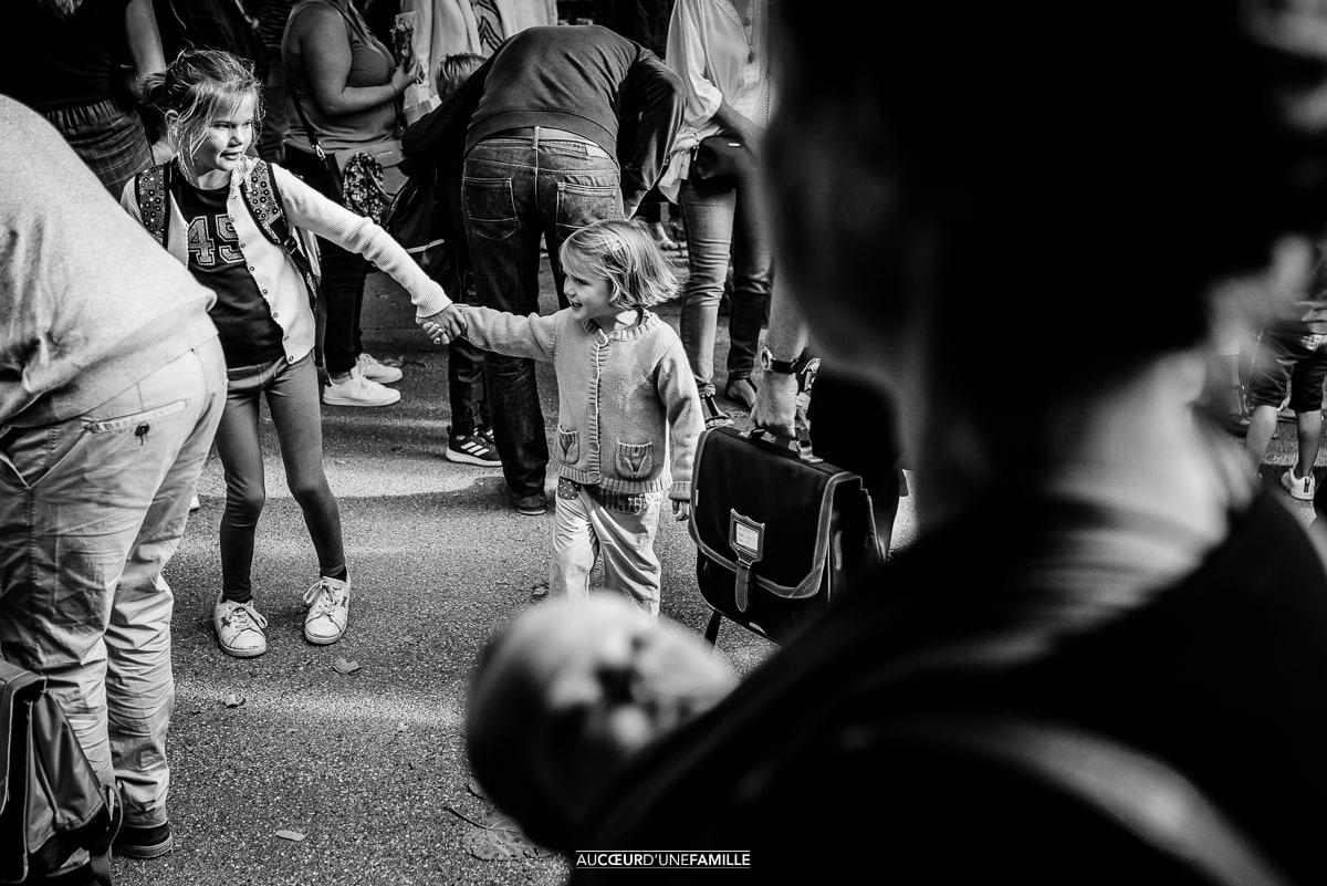 photo rentrée scolaire en famille