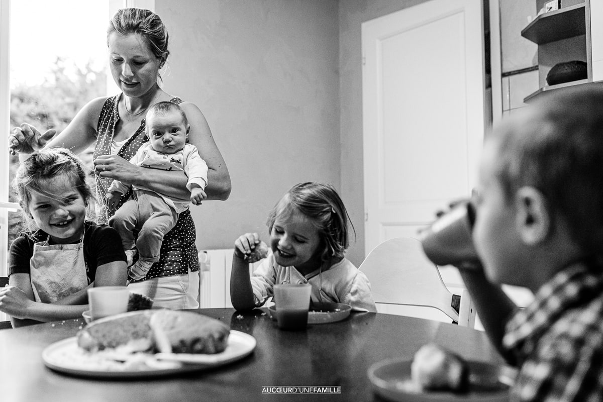 photo rentrée scolaire en famille